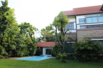 Bangna Private Pool House