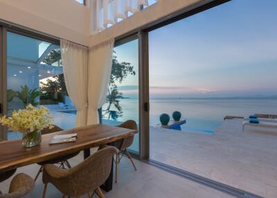 Modern Beach Villa