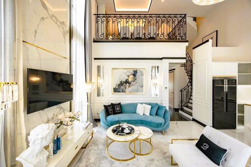 Luxurious Parisian style house in the heart of Sukhumvit