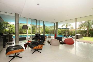 Amazing Open Plan Golf Villa