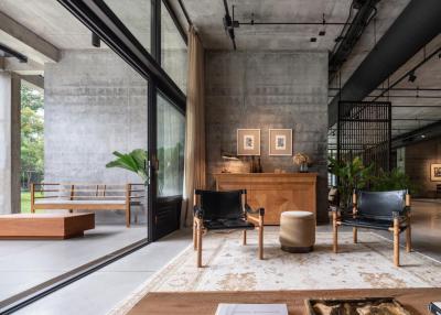 Industrial Loft Bareshell Penthouse