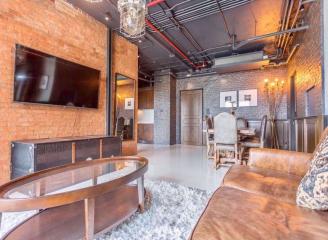 Luxury Loft @ Aguston Sukhumvit 22