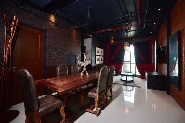 Luxury Loft @ Aguston Sukhumvit 22