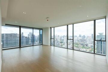 Thonglor Luxury Penthouse