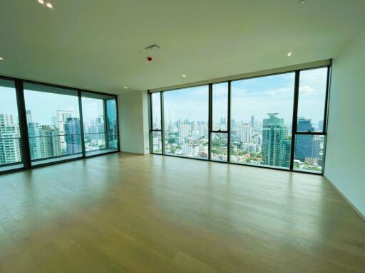 Thonglor Luxury Penthouse