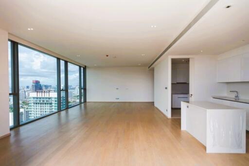 Thonglor Luxury Penthouse