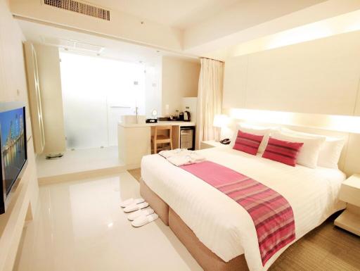 Chic And Hip Sukhumvit Hotel