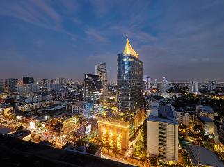 Stylish Sukhumvit Penthouse