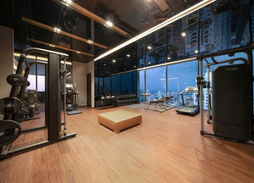 LAVIQ Sukhumvit 57 Penthouse