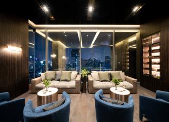 LAVIQ Sukhumvit 57 Penthouse