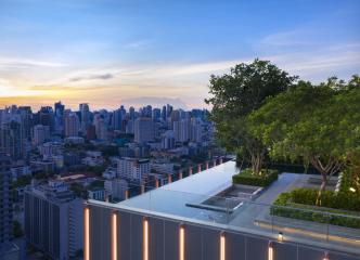 LAVIQ Sukhumvit 57 Penthouse