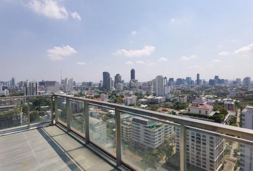 Sukhumvit Whole Floor Penthouse