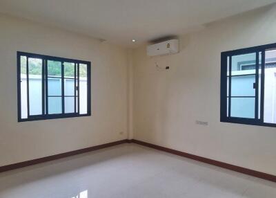 Brand New House for Sale in Bang Saray