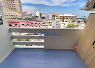 Studio Condo in Yensabai Condotel South Pattaya C010594