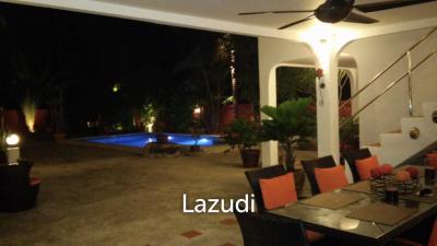 3 bedroom hacienda with different large space