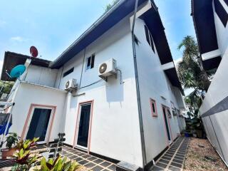 Pool Villa House in East Pattaya for Sale