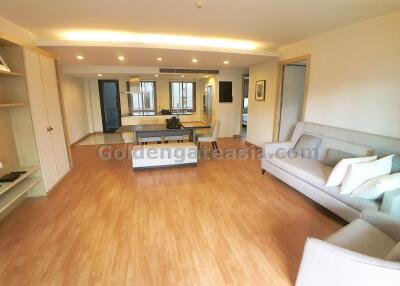 3-Bedrooms quiet lowrise condo - Ploenchit