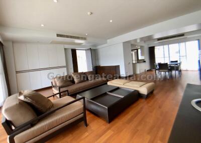 3-Bedrooms Furnished Apartment close to Lumpini Park - Ploenchit BTS