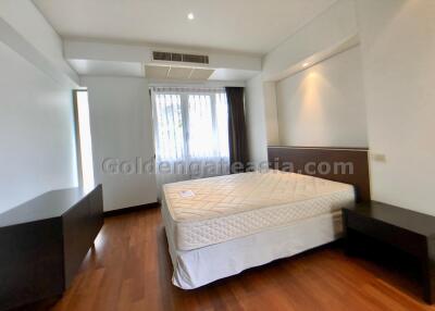 3-Bedrooms Furnished Apartment close to Lumpini Park - Ploenchit BTS