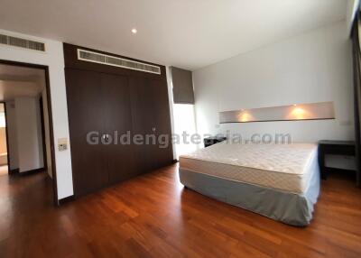 3-Bedrooms Furnished Apartment close to Lumpini Park - Ploenchit BTS