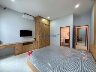 3 Bedrooms House East Pattaya H011054