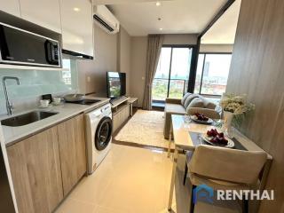 Brand new luxury condo in the heart of pattaya city.