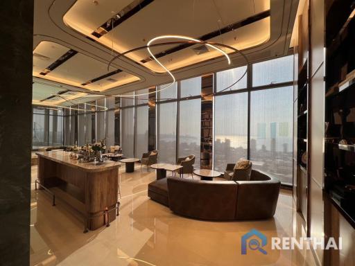 Brand new luxury condo in the heart of pattaya city.