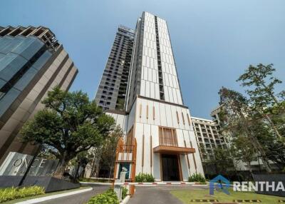 Brand new luxury condo in the heart of pattaya city.