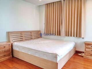 4 Bedrooms House East Pattaya H009539