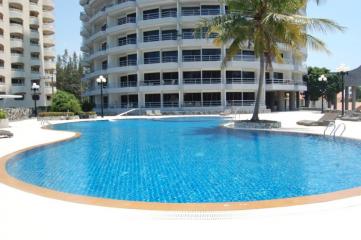 Beach condo in The Royal Rayong for sale! Now 1,1750,000 THB