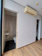 Studio bed Condo in Park Origin Phromphong Khlongtan Sub District C020368