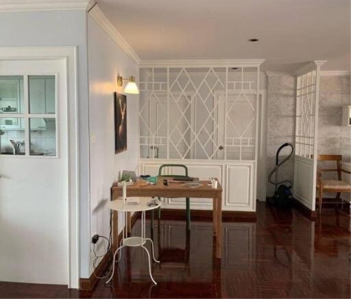 2Bedrooms  2Bathrooms  265sqm  Regent on the Park 2  Rent 85,000 THB /Month