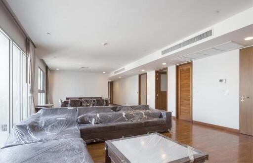 Chodtayakorn, 4 beds 5 baths, 245 sqm,   Rent: 155,000/Month