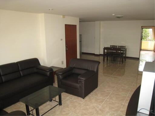 2 bedrooms 2 bathrooms size 100sqm. Lin Court for Rent 30,000THB