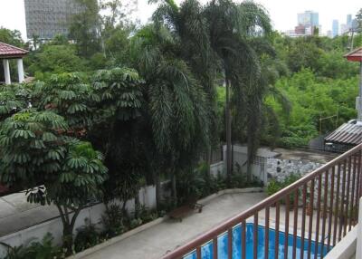 2 bedrooms 2 bathrooms size 100sqm. Lin Court for Rent 30,000THB