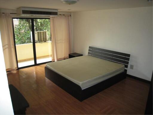 2 bedrooms 2 bathrooms size 100sqm. Lin Court for Rent 30,000THB