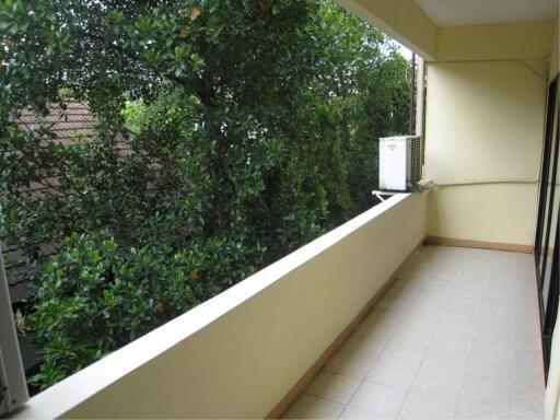 2 bedrooms 2 bathrooms size 100sqm. Lin Court for Rent 30,000THB