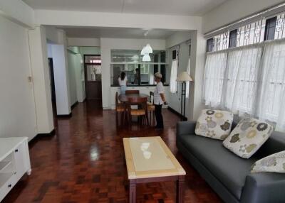 2 bedrooms 2 bathrooms size 100 sqm. White Mansion for Rent 35,000THB