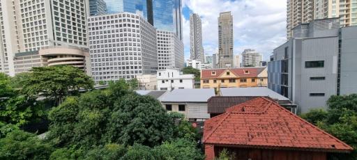 3 bedrooms 3 bathrooms size 250sqm. Sathorn 9 for Rent 75,000THB