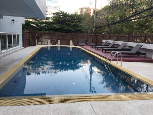 TONSON COURT - 2 Beds 3 Bath + 1 Maid room 170sqm 7th Floor RENT 65000thb SALE 13.4M