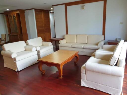 2 bedrooms 2 bathrooms size 205 sqm. Sethiwan Residence for Rent 45,000THB