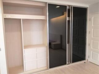 3 bedrooms 3 bathrooms size 190 sqm. Baan Mitra Sukhumvit 31-39 for Rent 55,000THB