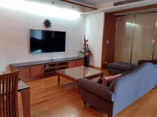 3Bedrooms  4Bathrooms  192sqm  The Cadogan Private Residence   Rent 80,000 THB/Month