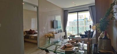 Beachfront Condo for Sale in Aeras Jomtien