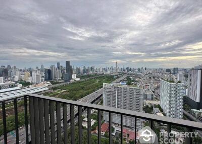 2-BR Condo at Life Asoke - Rama 9 near MRT Phra Ram 9