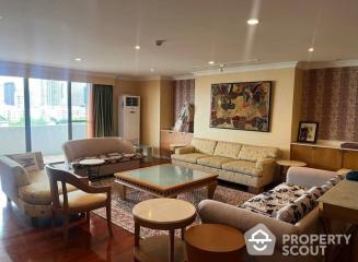 3-BR Condo at Oriental Towers Condominium near BTS Ekkamai