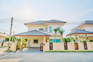 Huay Yai Brand New House for Sale