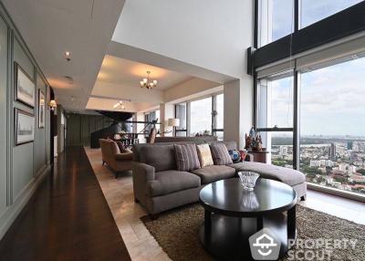 4-BR Condo at The Met Sathorn near BTS Chong Nonsi