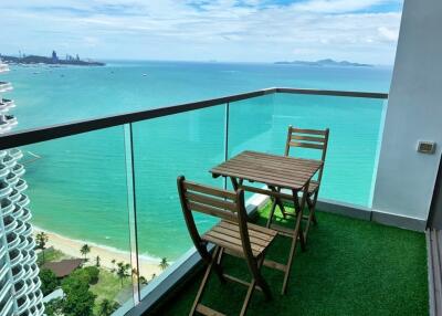 Duplex Sea Views for Sale at Wong Amat Tower