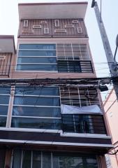 Corner Shophouse at East Pattaya for Sale